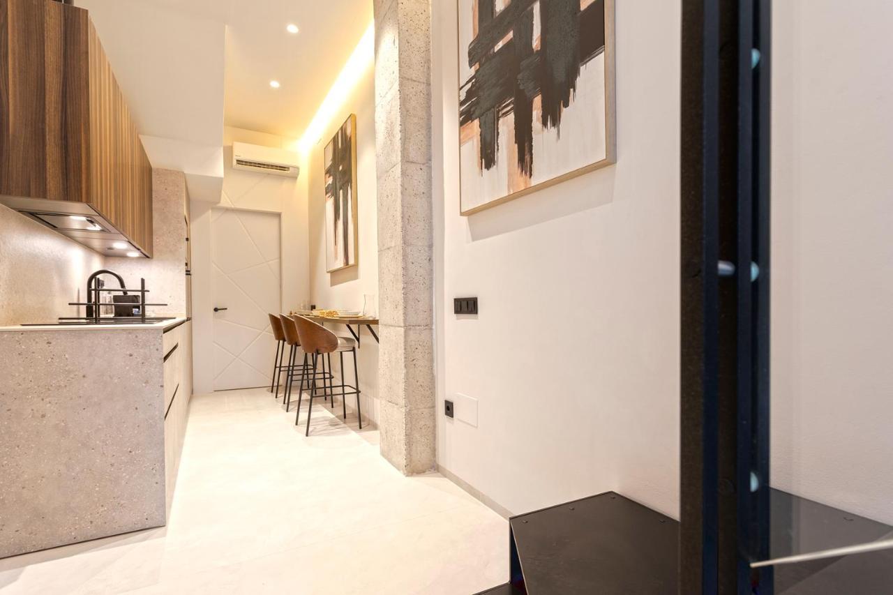 Magnificent Renovated 2Bd 2Bth Duplex With Backyard - City Centre Малага Екстер'єр фото